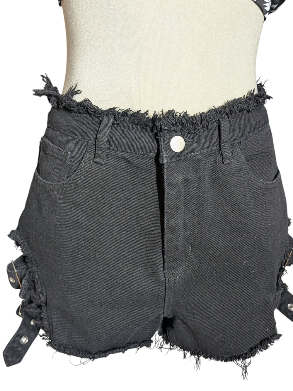SHEIN Black Frayed Edge High-Rise Denim Shorts